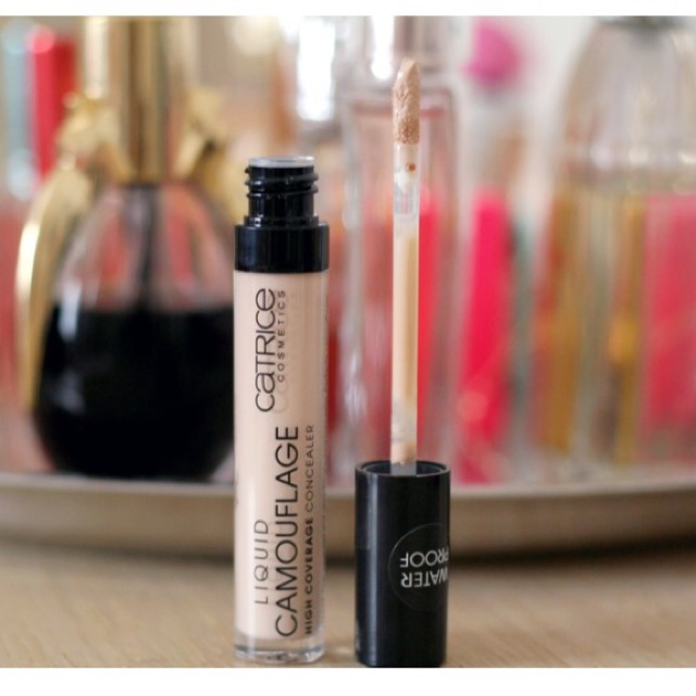 Kem Che Khuyết Điểm Camouflage Concealer Liquid