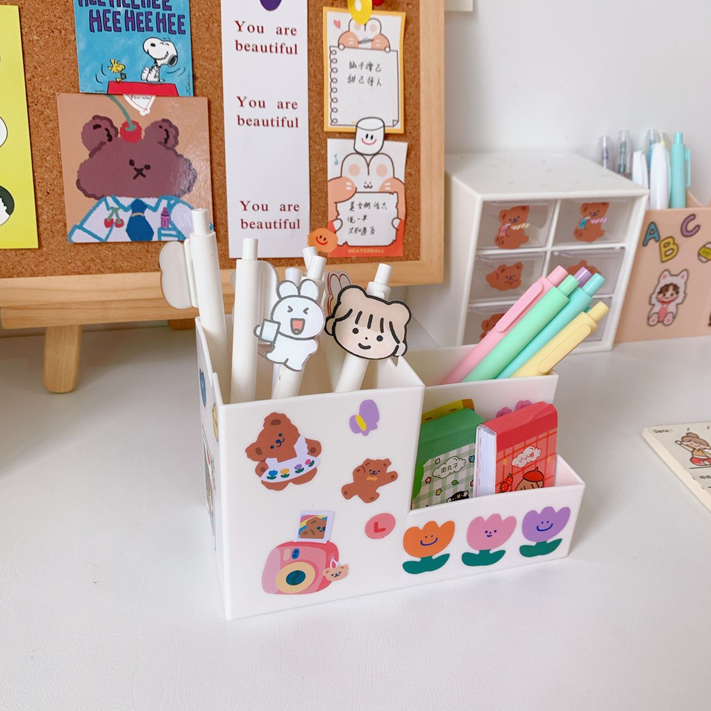 Khay Nhựa Đựng Bút 4 Ngăn Kệ Để Bàn Cọ Trang Điểm Đồ Ống Để Bàn Đa Năng Tiện Dụng 15*7.4*10cm D102