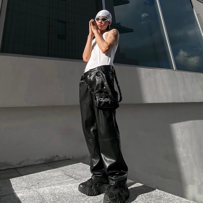 Quần da dài ống suông local brand ClownZ Black Leather, da tổng hợp unisex nam nữ form rộng