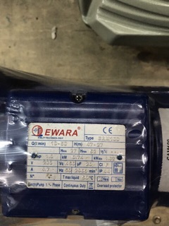 Máy bơm lợn ewara 750