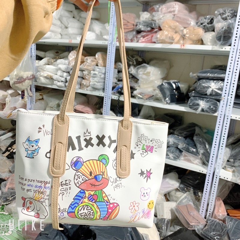 Túi Công Sở Đeo Chéo,Cầm Tay Nữ Hình Con Gấu Đáng Yêu Size 30