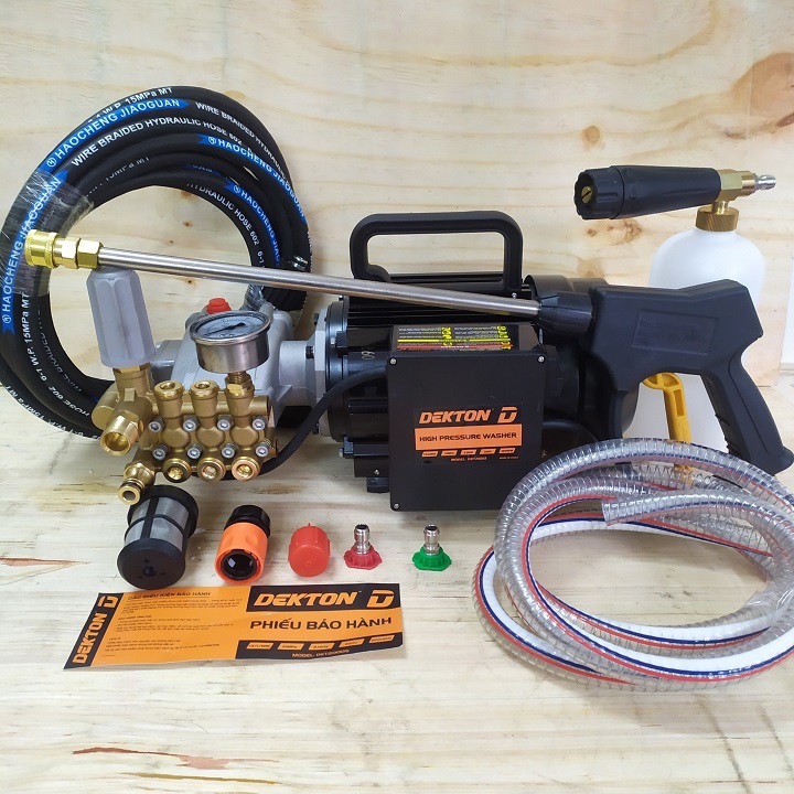 Máy Rửa Xe 2000W Dekton DKT2000S