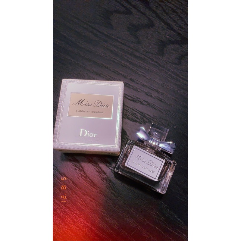 Nước hoa mini chính hãng Miss Dior 5ml