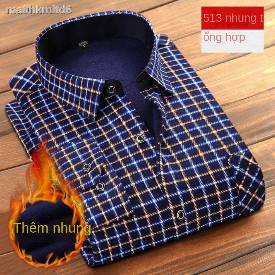 người trung niên và lớn tuổi mặc đồ big s