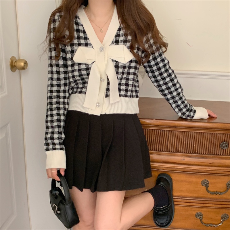 【Hana and Alice】Áo Sweater Dệt Kim Tay Dài Cổ Chữ V Phối Nơ Thiết Kế Thanh Lịch