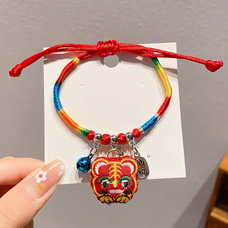 Túi Thơm Đeo Tay Thêu Họa Tiết Rồng Nhiều Màu Handmade