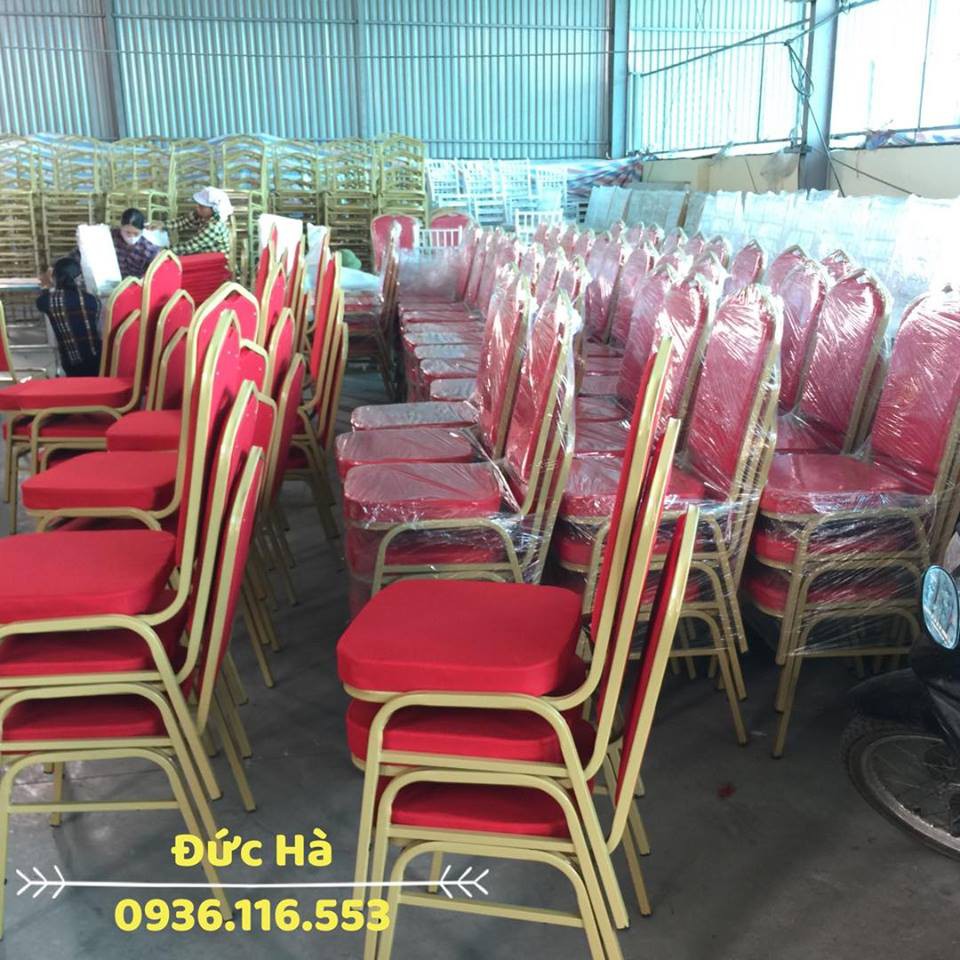 Ghế banquet vai núi nhà hàng đệm đỏ