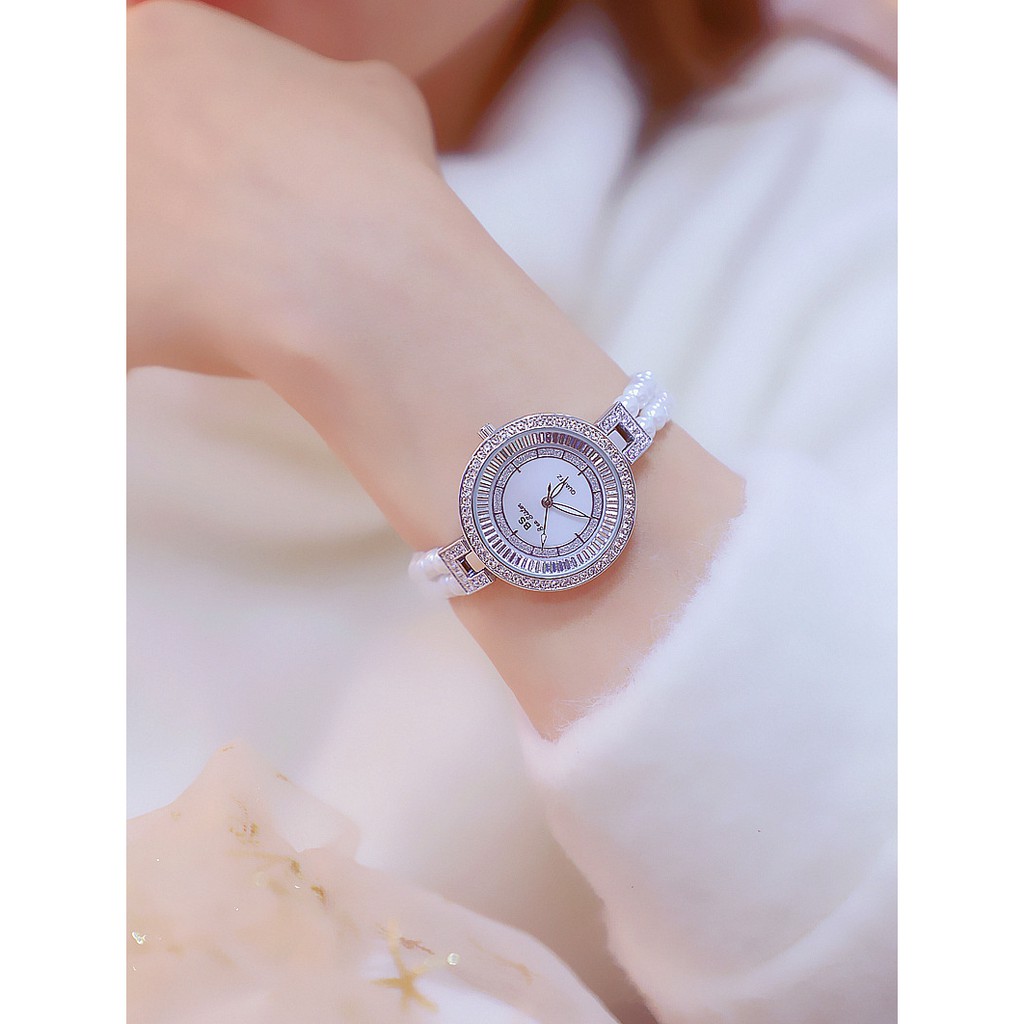 Đồng hồ nữ chính hãng Bee Sister mặt kim loại đính đá với dây ngọc trai độc đáo và sang trọng | BigBuy360 - bigbuy360.vn