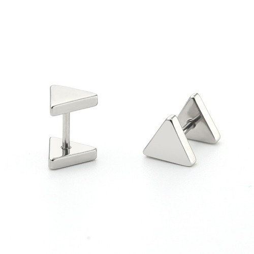 Bông Tai Nam Hình Tam Giác Titan Ko Đen TT 2591