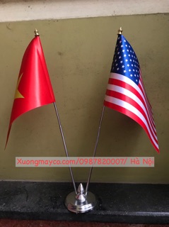 Cờ để bàn việt mỹ
