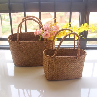 Giỏ Hoa Đan Lát Xinh Xắn