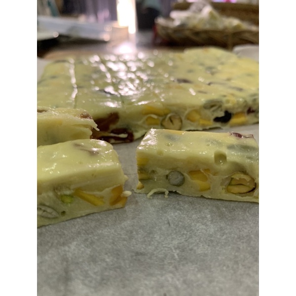 Kẹo Nougat( Kẹo Hạnh Phúc)