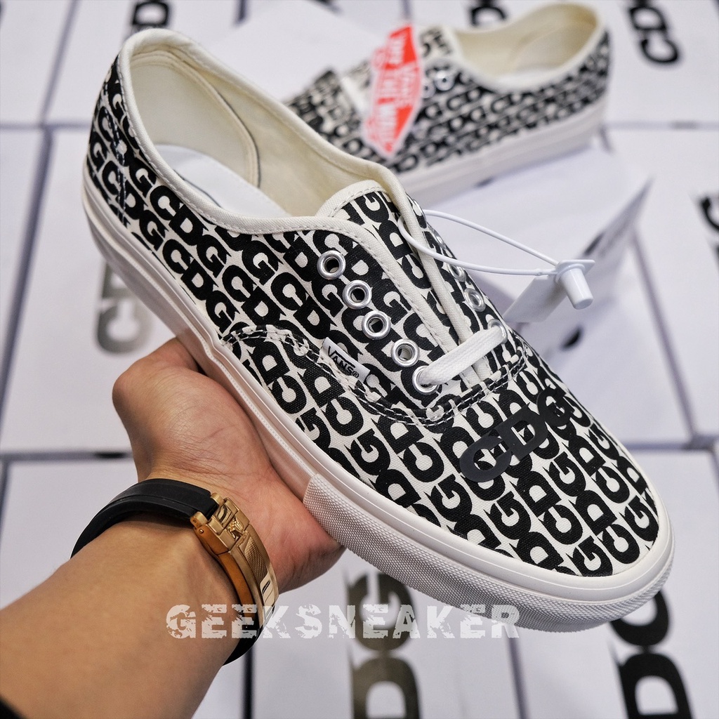 [GeekSneaker]  Giày cổ thấp -  Vans CDG '' Comme des Garçons x OG Authentic LX 'CDG Print Blanc De Blan ''