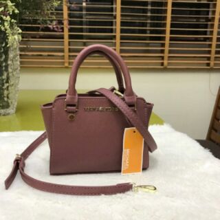 Túi xách Michael Kors