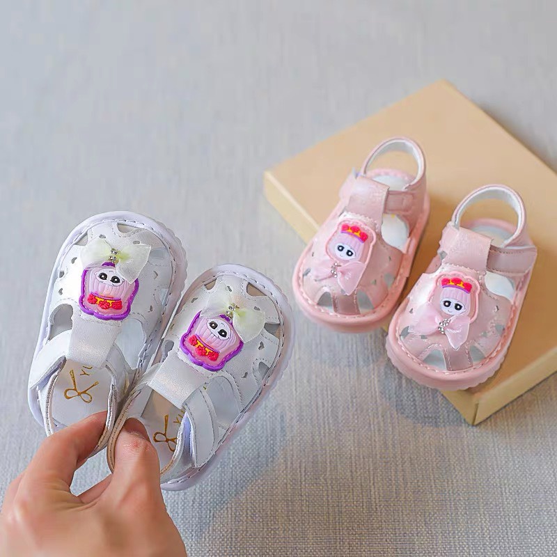 Dép cho bé gái- sandal tập đi có đèn led ảnh shop chụp hình công chúa mã 201