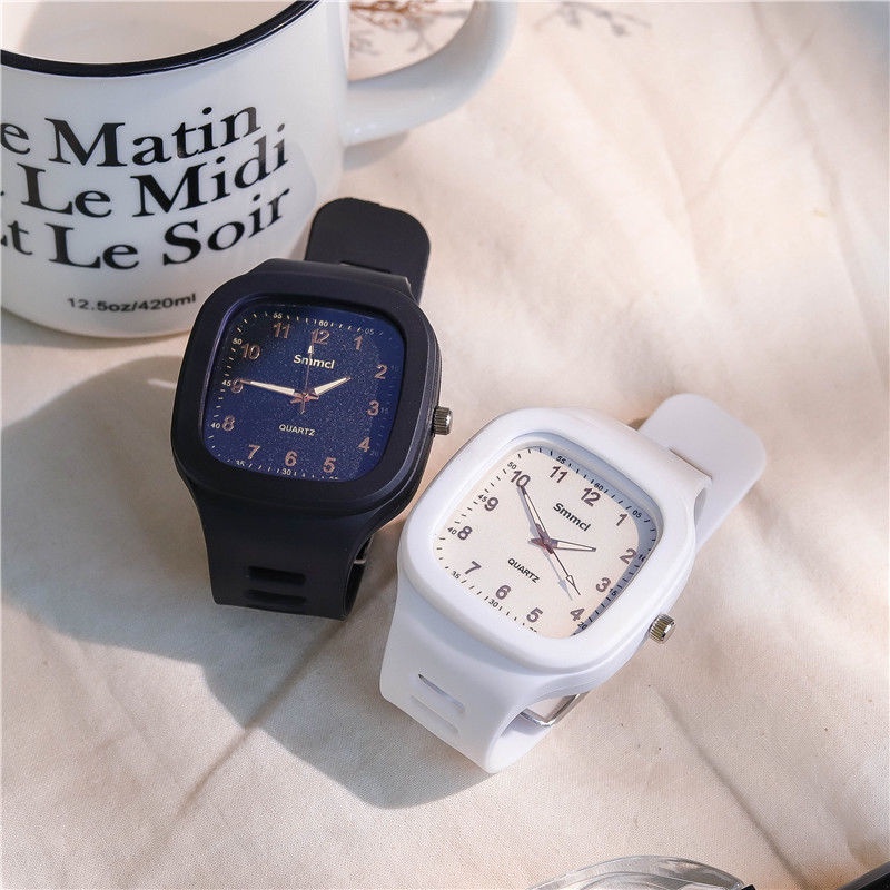 Đồng Hồ Đeo Tay Mặt Vuông Màu Xanh Bạc Hà Phong Cách Mới Cho Nữ Sinh