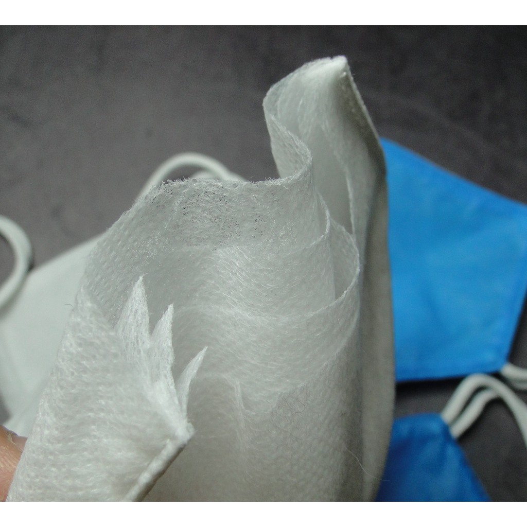 Khẩu trang vải 4 lớp kháng khuẩn không dệt - Giặt được 10 lần | BigBuy360 - bigbuy360.vn