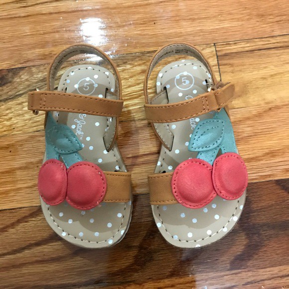 Giày sandal cherry Cat&Jack cho bé gái 1-6T S110