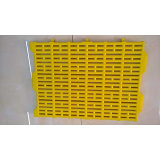 miếng lót chuồng to