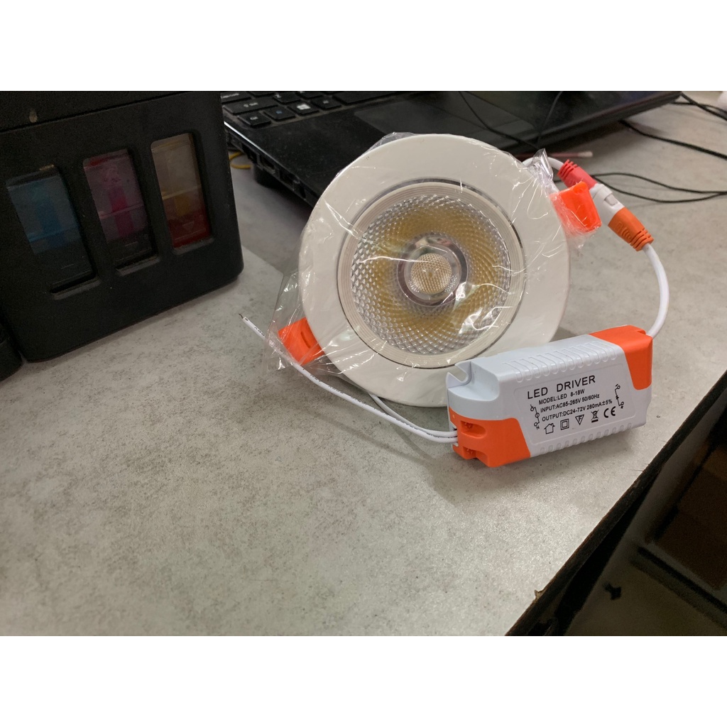 Đèn led âm trần chip cob 5w-10w-20w  xoay góc 45 độ  ánh sáng trắng , vàng bảo hành 2 năm