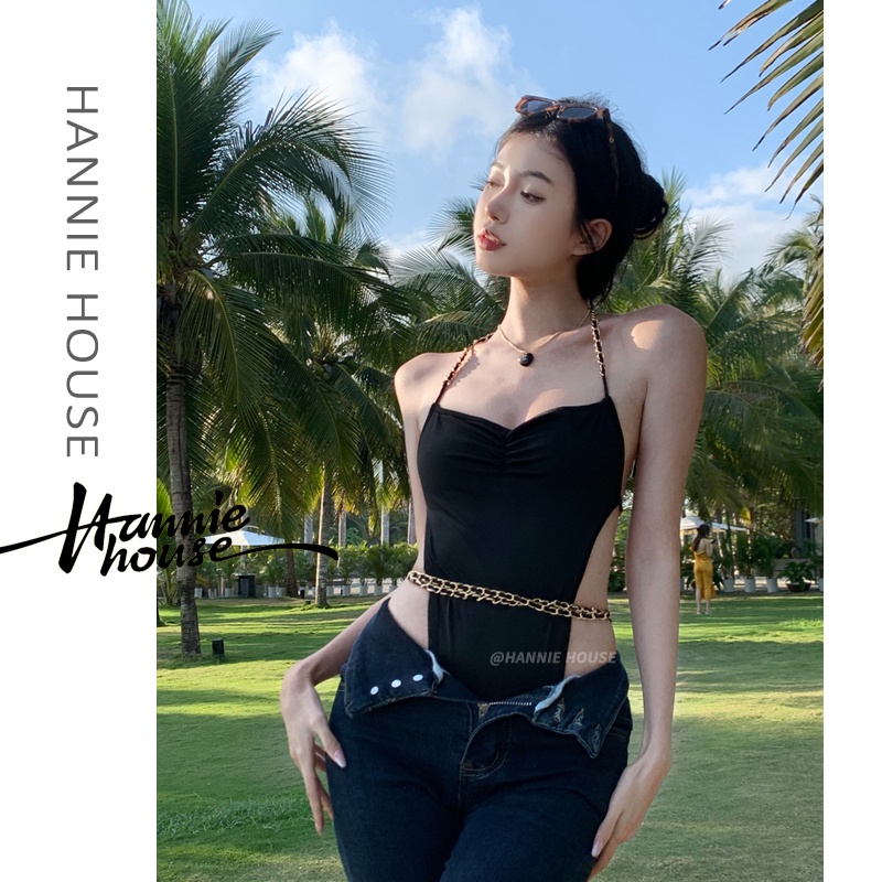 Bộ đồ liền thân phối dây xích thời trang dành cho nữ | BigBuy360 - bigbuy360.vn