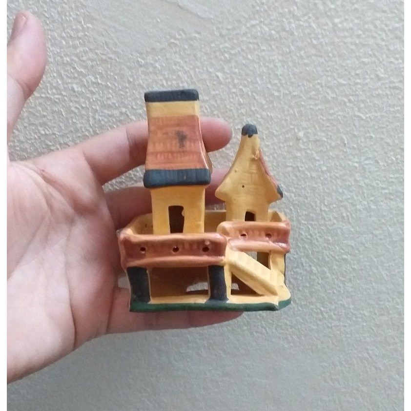 Phụ kiện trang trí bể cá: Mẫu nhà sàn đôi