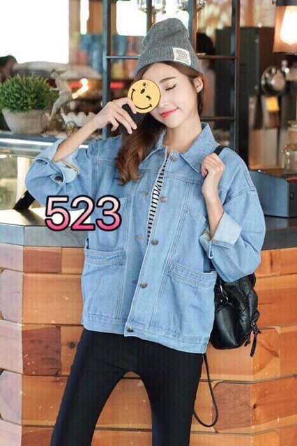 Áo Khoác Jeans Nữ 4 Túi Form Rộng màu xanh, áo khoác bò nữ dáng rộng