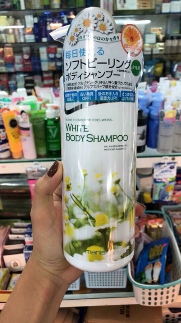 Sữa tắm trắng da Manis White Body 500ml Nhật Bản