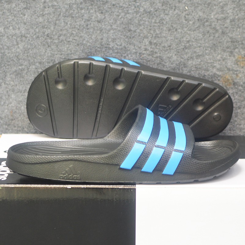 Adidas Duramo màu đen sọc xanh da trời