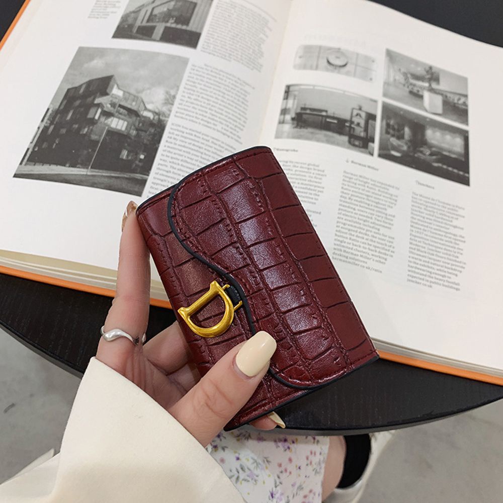 Ví da cá sấu phong cách retro dành cho nữ