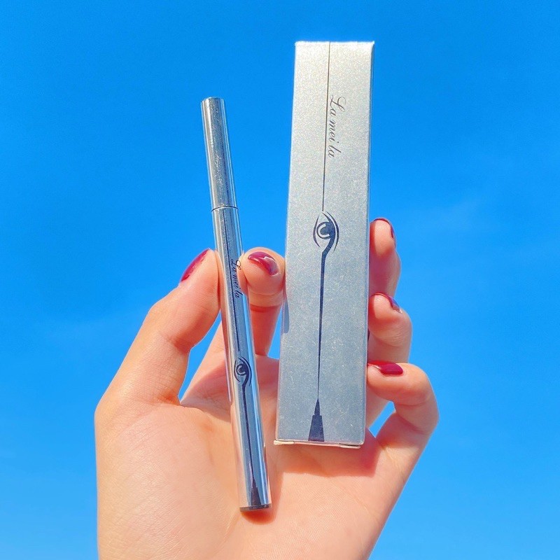 Bút kẻ mắt dạ Lameil vỏ bạc vang sang chảnh