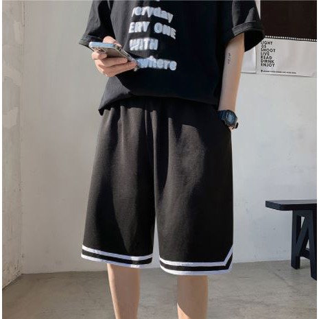 Quần đùi thể thao Unisex nam nữ phối chữ V thời trang | BigBuy360 - bigbuy360.vn