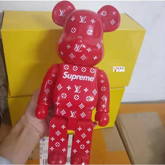 Mô hình nhân vật bearbrick × l&v × supreme 6 mặt 400% 28 cm