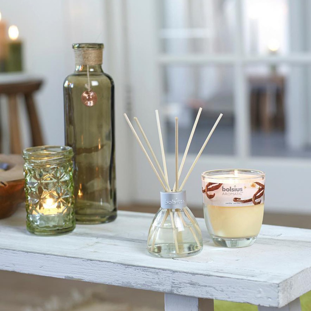 Ly nến thơm tinh dầu Bolsius Vanilla 105g - hương hoa vani, nến thơm phòng, thơm phòng, thư giãn, hỗ trợ khử mùi