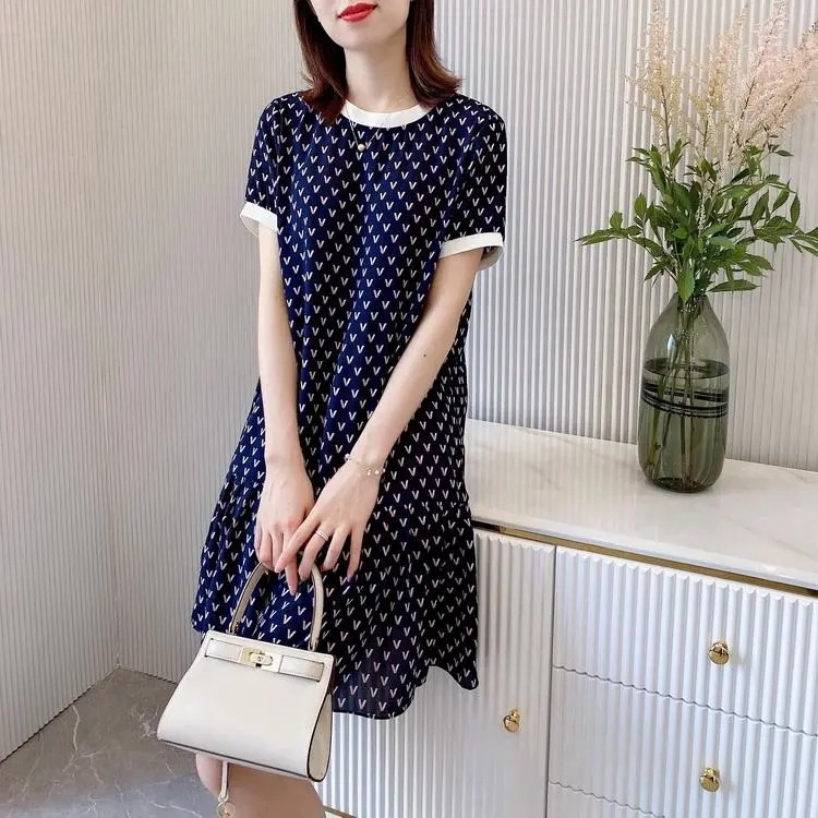 Đầm Chữ a Tay Ngắn Cổ Tròn Viền Lá Sen Màu Xanh Dương Sang Trọng Ngọt Ngào