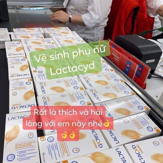 Dung dịch vệ sinh Lactacyd