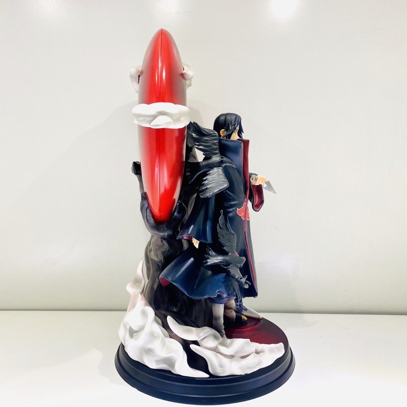 Mô hình  Uchiha Itachi thuộc tổ chức Akatsuki ( Mặt Trăng Có Led ) Cao 35cm - Naruto Shippuuden - Tượng Figure Naruto