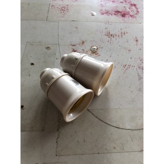 đuôi (đui) đèn kiểu xoáy vinakip