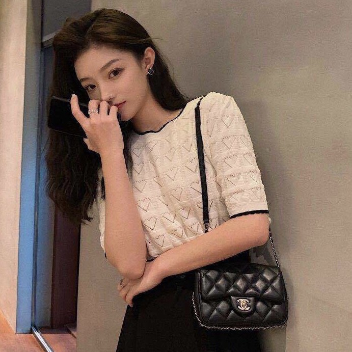 Áo thun tay ngắn họa tiết hình trái tim thêu xinh xắn cho nữ