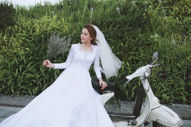 Đầm cưới classic