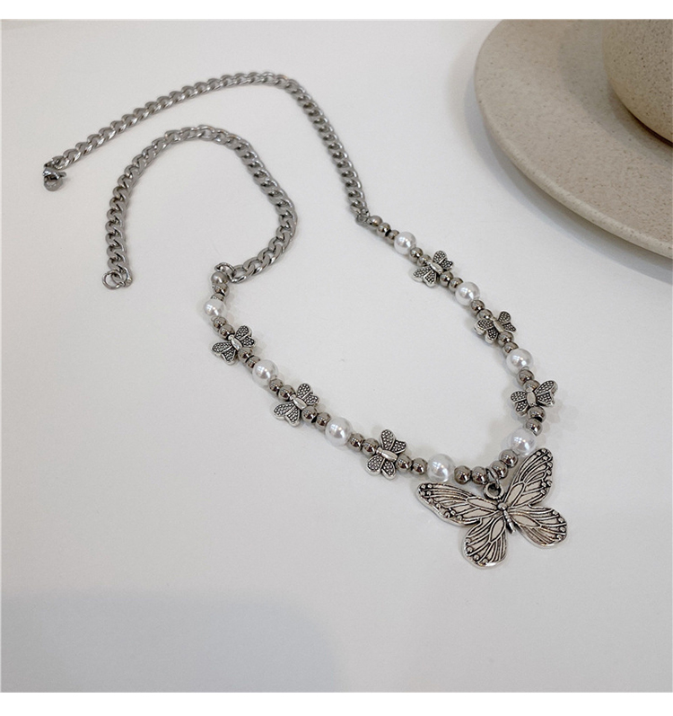vòng cổ Mặt Bướm Đính Hạt Giả Ngọc Trai