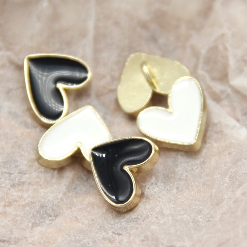 Set 5 nút áo kim loại hình trái tim mini DIY