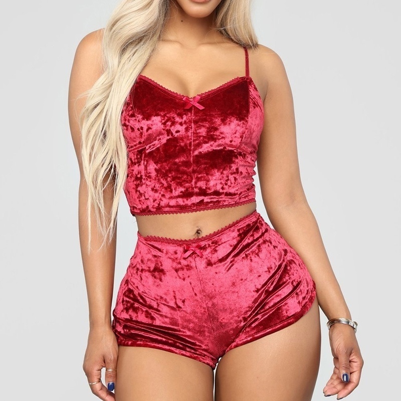 Set Đồ Lót Ngủ Gồm Áo Croptop Cổ Chữ V + Quần Lót Nhung Gợi Cảm Quyến Rũ Cho Nữ