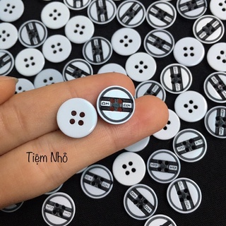 Nút áo sơ mi kích 1.2cm