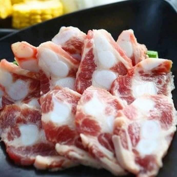 Sườn sụn non thái sẵn khay 500gr