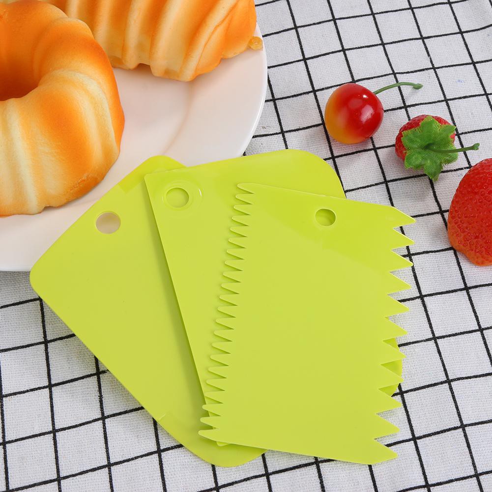 Matefield 3pcs/Set Irregular Teeth Edge DIY Cream Scraper Smooth Dough Cake Spatula