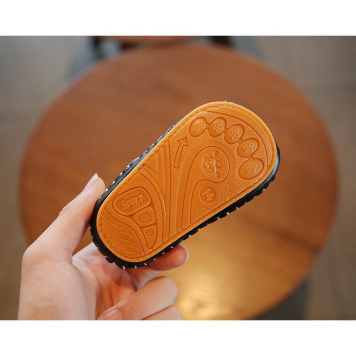 Giày sandal tập đi cao cấp cho bé da mềm đế chống trơn hình ngộ nghĩnh (A-85)