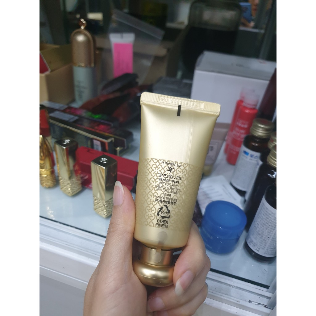 Kem nền cao cấp BB Whoo (Whoo Luxury BB Cream SPF20/PA++)