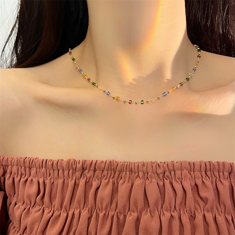 Vòng Cổ Đá Pha Lê Nhiều Màu | Chocker Rực Rỡ