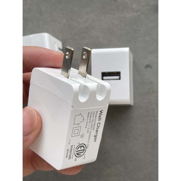 Củ Sạc MAXcases 12W 2.4A thương hiệu Mỹ  AC0642B